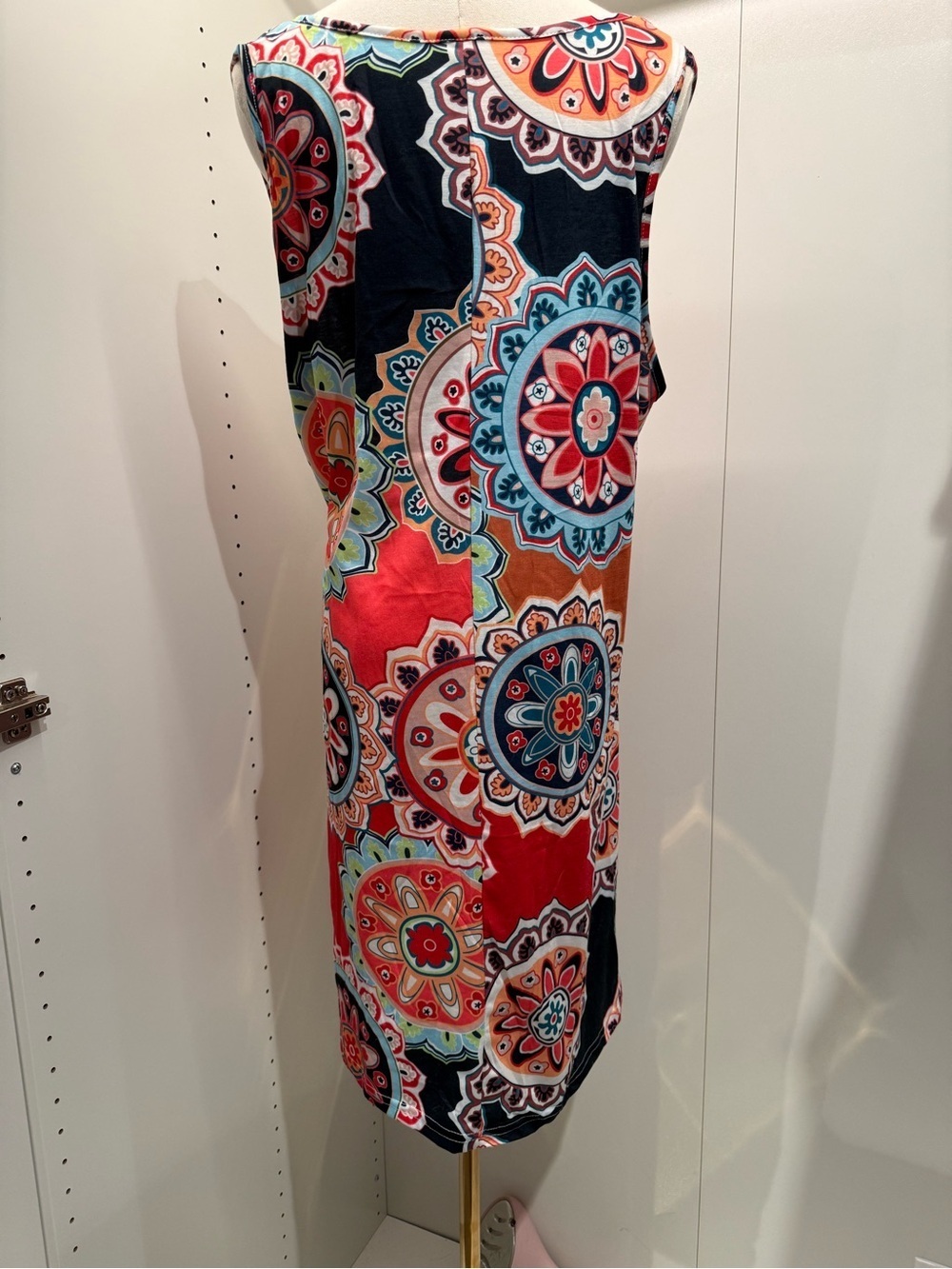 Sleeveless Medallion Print Maxi Dress - Bold Multi - Picture 4 of 6